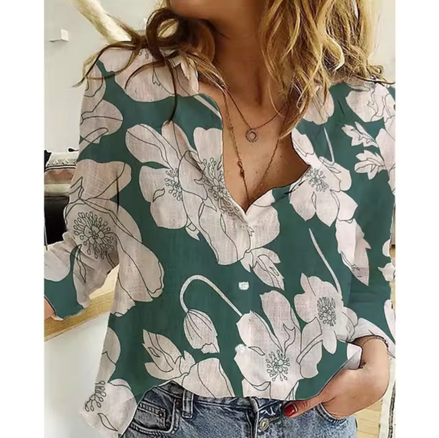 Freesia – Bluse mit Blumenmuster