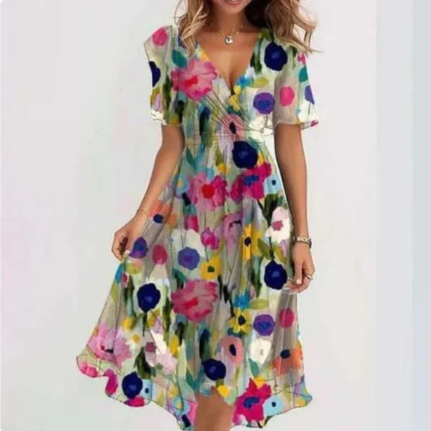 Namila – Luftiges Chiffonkleid mit Blumenmuster